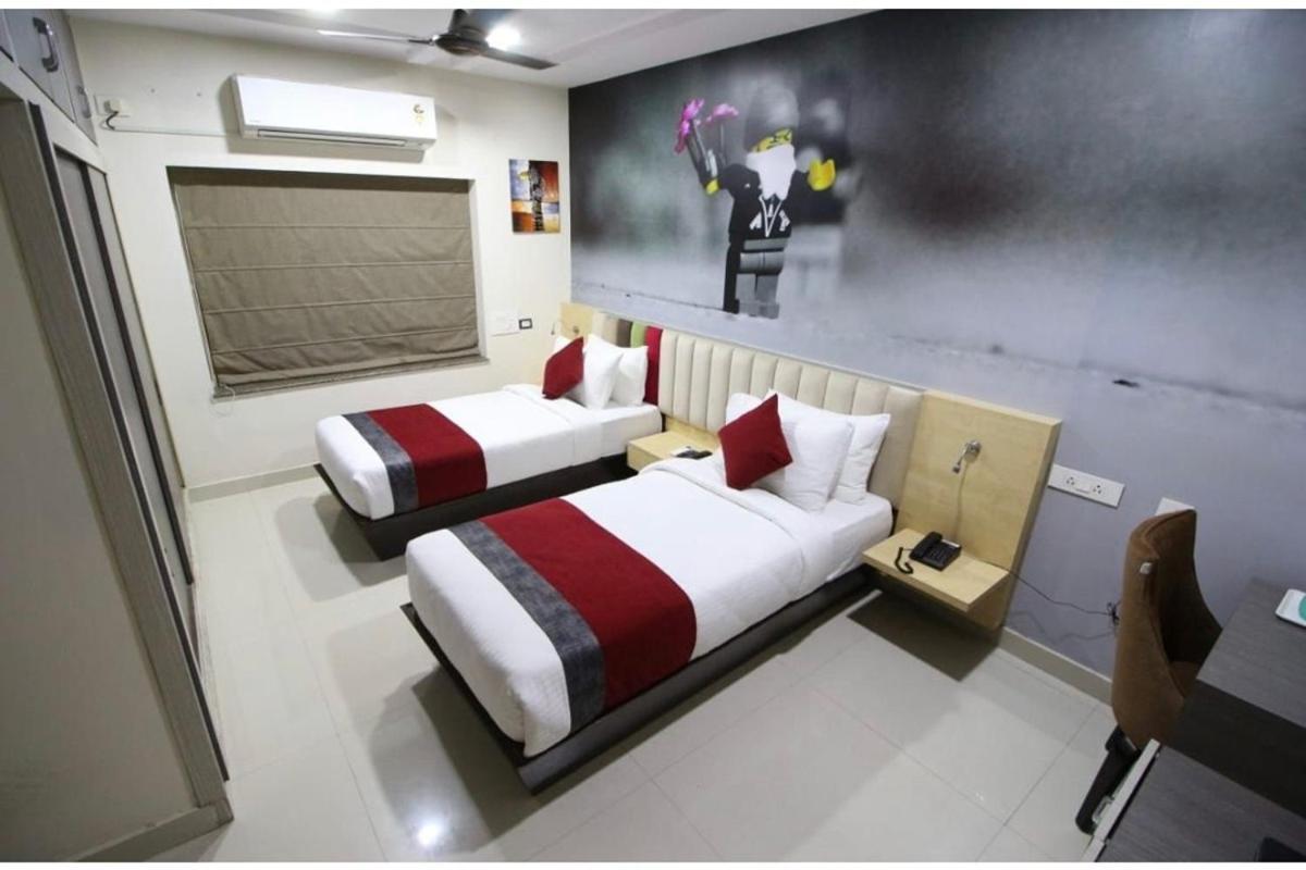 The Butterfly Luxury Serviced Apartments Visakhapatnam Bagian luar foto