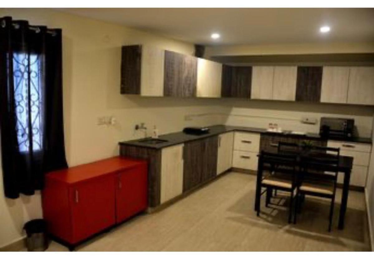 The Butterfly Luxury Serviced Apartments Visakhapatnam Bagian luar foto