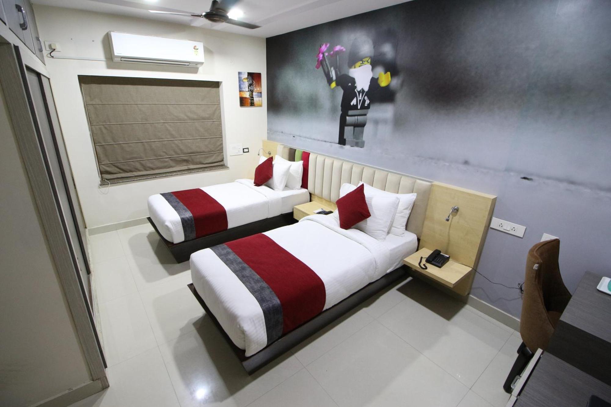 The Butterfly Luxury Serviced Apartments Visakhapatnam Bagian luar foto