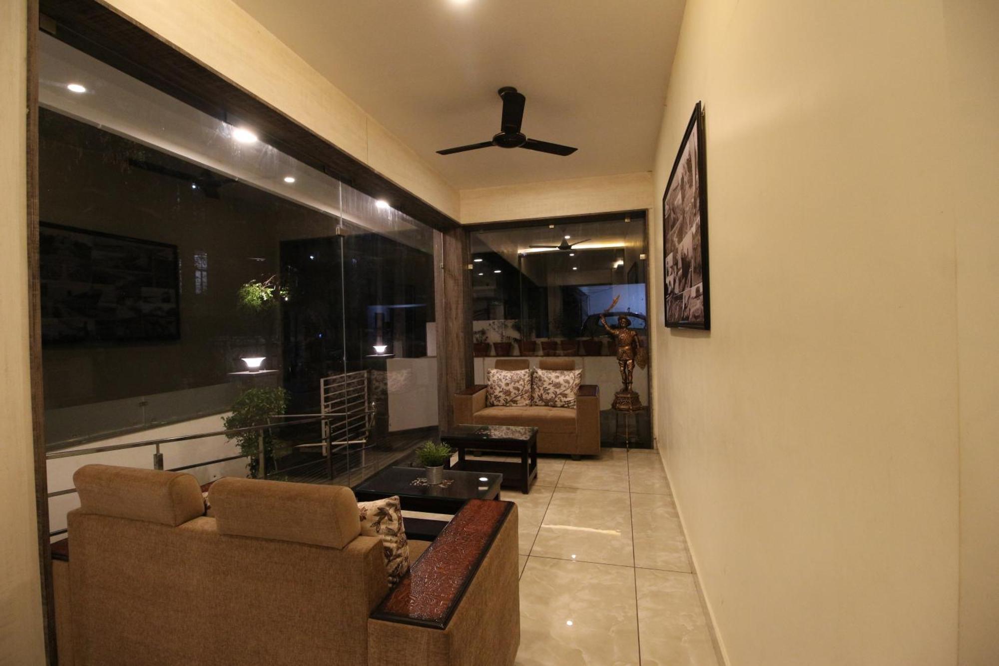 The Butterfly Luxury Serviced Apartments Visakhapatnam Bagian luar foto